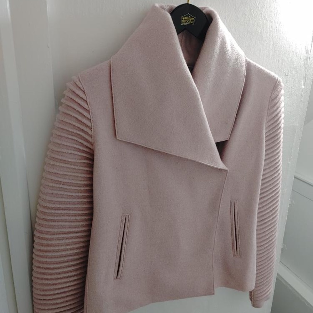 Sentaler Pale Pink Ribbed Sleeve Moto Jacket - Canadian Luxury